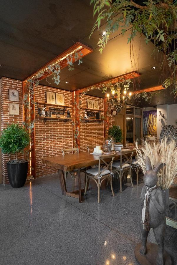 Sanae' Oldtown Hotel Chiang Mai Exterior photo